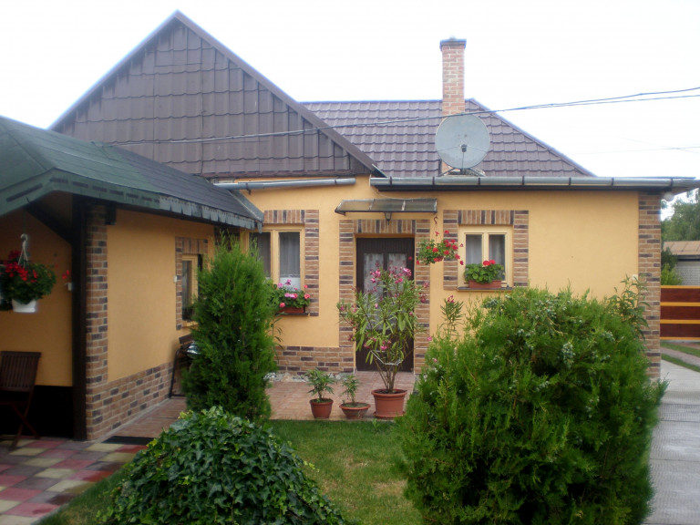Chalupa Veľký Meder s pěknou zahradou - Podunajská rovina 