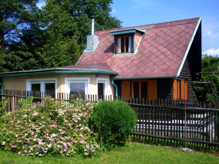 Chata Buková, Střední Čechy